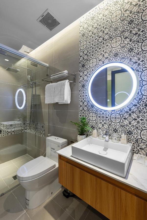 Laputa Hotel Фу Куок Екстериор снимка