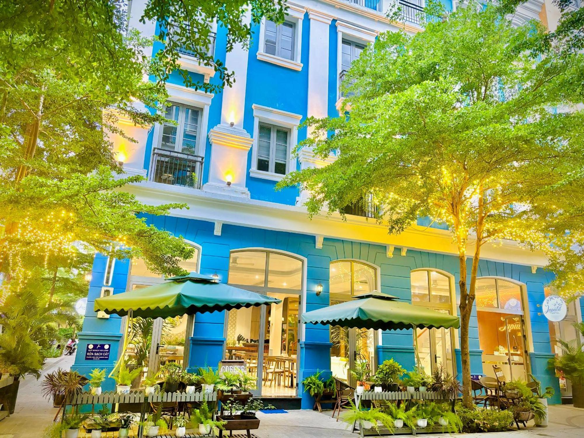 Laputa Hotel Фу Куок Екстериор снимка